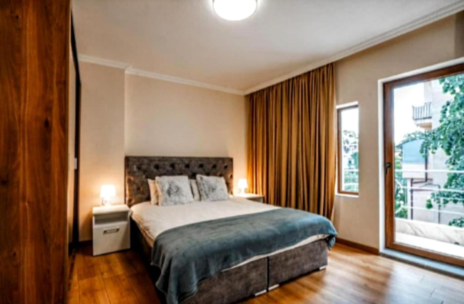 2-Bedroom Flat - Sunny Balcony Plovdiv Kültér fotó