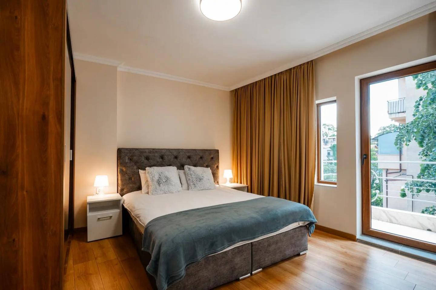 2-Bedroom Flat - Sunny Balcony Plovdiv Kültér fotó